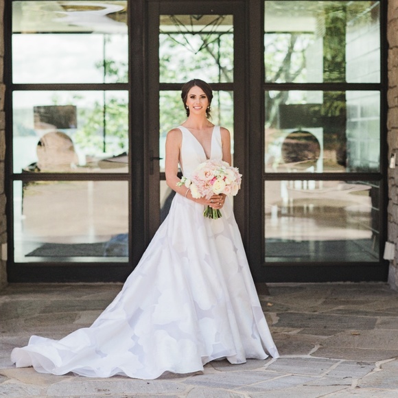 Valentini Barbara Wedding Dress Size 4 - Picture 2 of 8